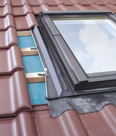 Оклад Fakro EZV для FTP_ (CH) для профилированных кровельных материалов