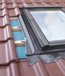 Оклад AHRD Z для профилированных кровельных материалов