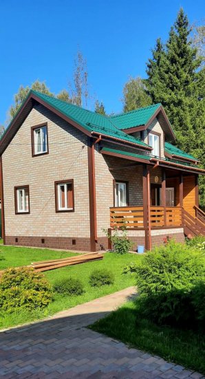 Фасадная плитка Технониколь Hauberk кирпич Оптима Каталонский
