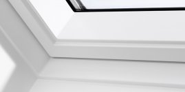 Мансардное окно Velux WhiteLine GLU 0061B ручка снизу